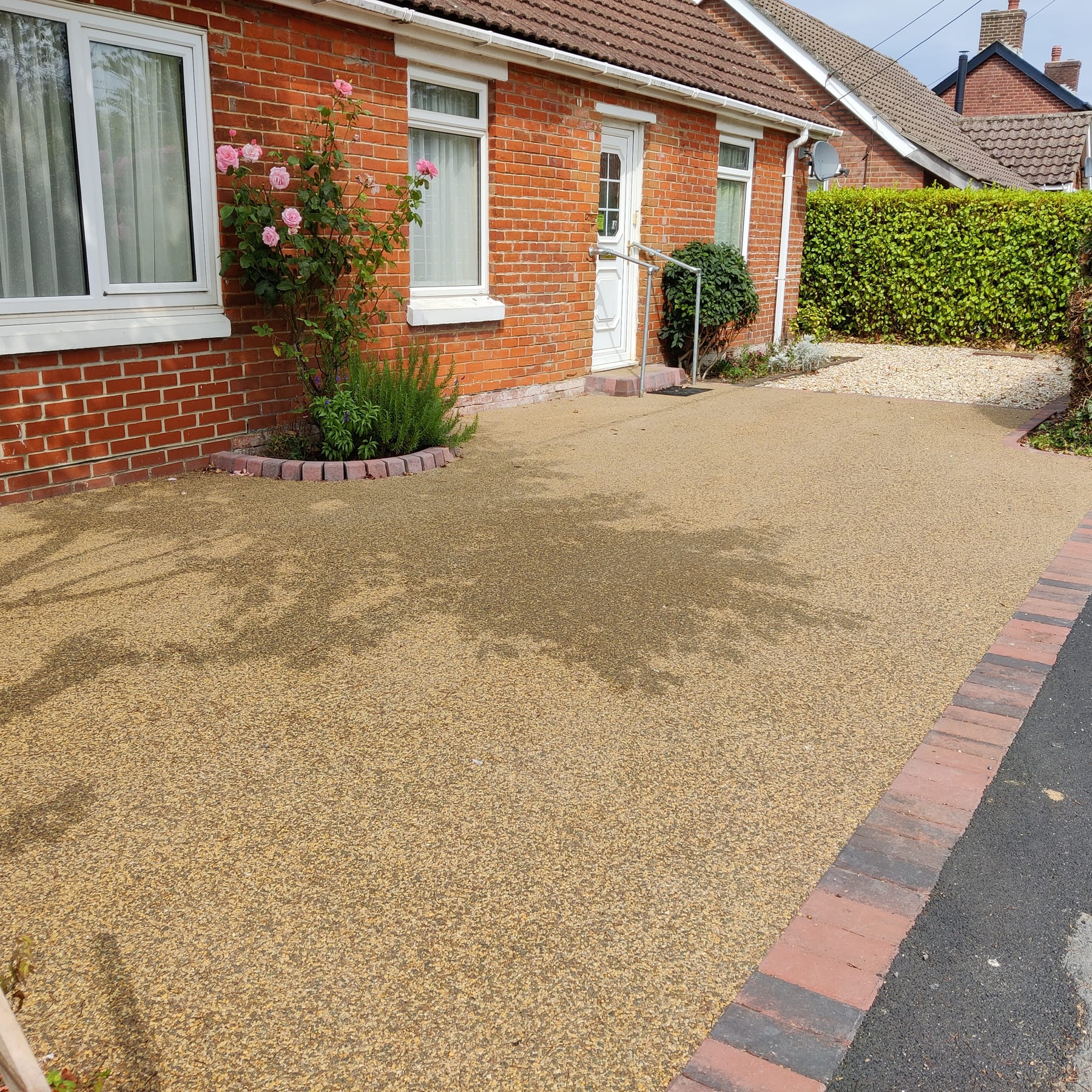 Modern resin driveway